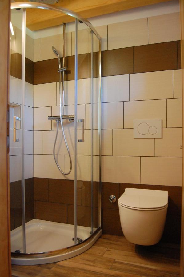 Apartma Hiska Dobravlje Esterno foto